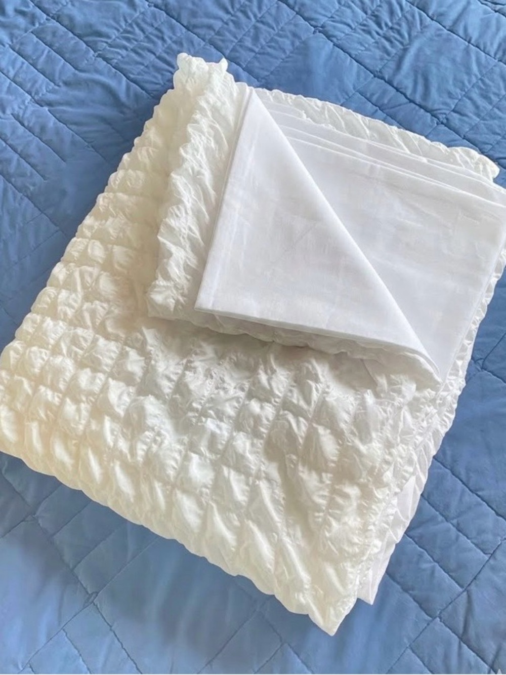Simons White Textured Ruffle Duvet Cover - Picture 4 of 6